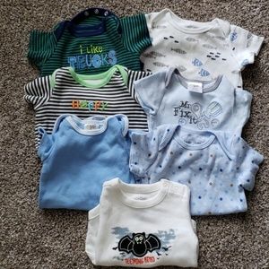 7 - Suze 0-3 Month Onesies